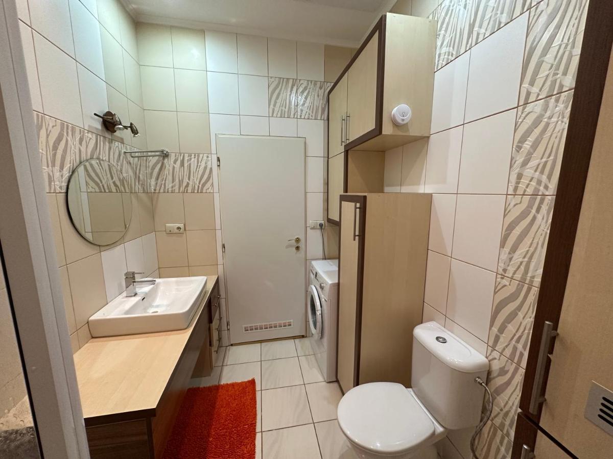 Apartment Sadova Karlovy Vary Exterior foto